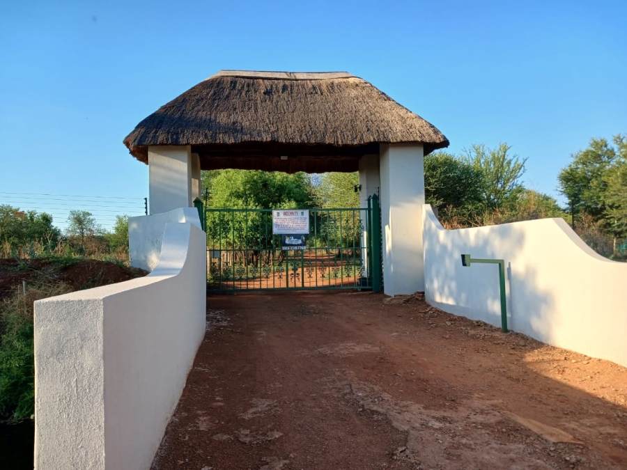 Commercial Property for Sale in Mamogaleskraal AH North West